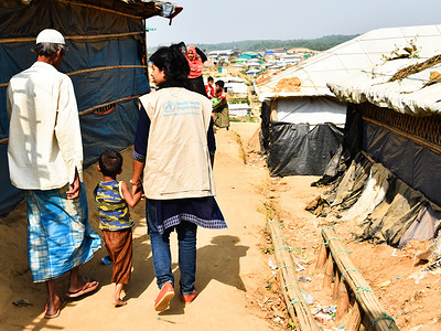 OCV campaign in Cox's Bazar, Bangladesh

used in -> Making sure no one is left behind: http://www.searo.who.int/bangladesh/immunization-field-monitor/en/