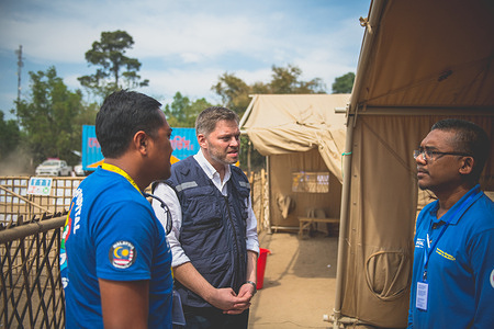 WHO staff and partners at the Rohingya camps, Cox's Bazar, Bangladesh